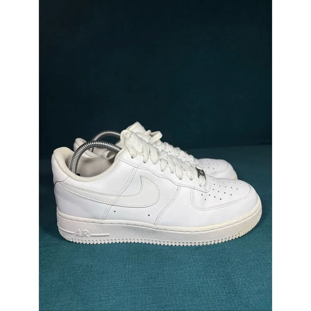 Nike Air Force 1 Low ‘07 Triple White DD8959-100 Women’s Size 9
